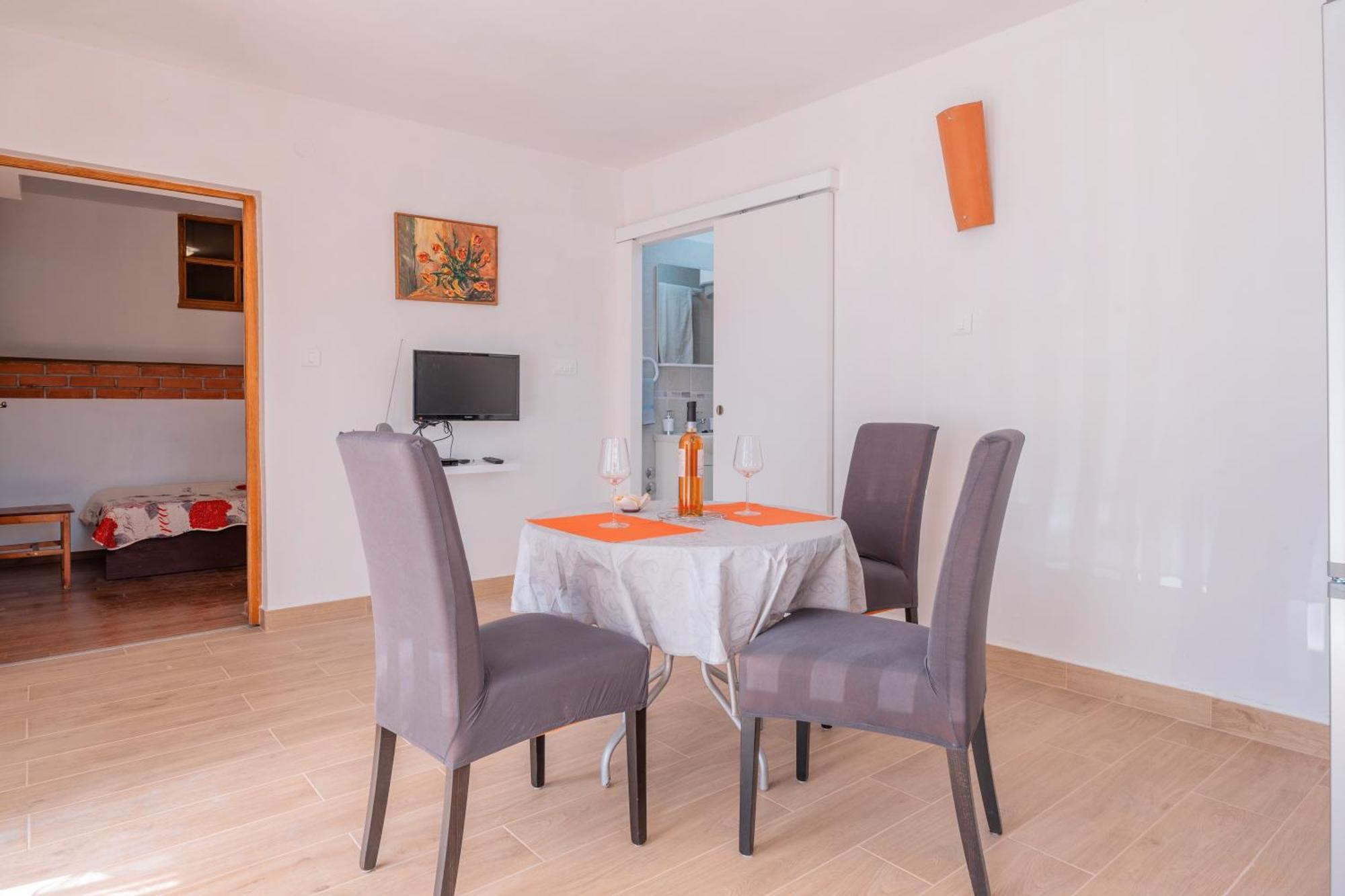 Apartments Ema Sibenik Exterior photo